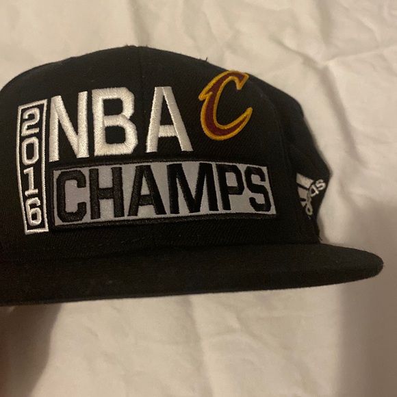 Black Mens 2016 Cleveland Cavaliers NBA Champs Hat - Picture 2 of 3